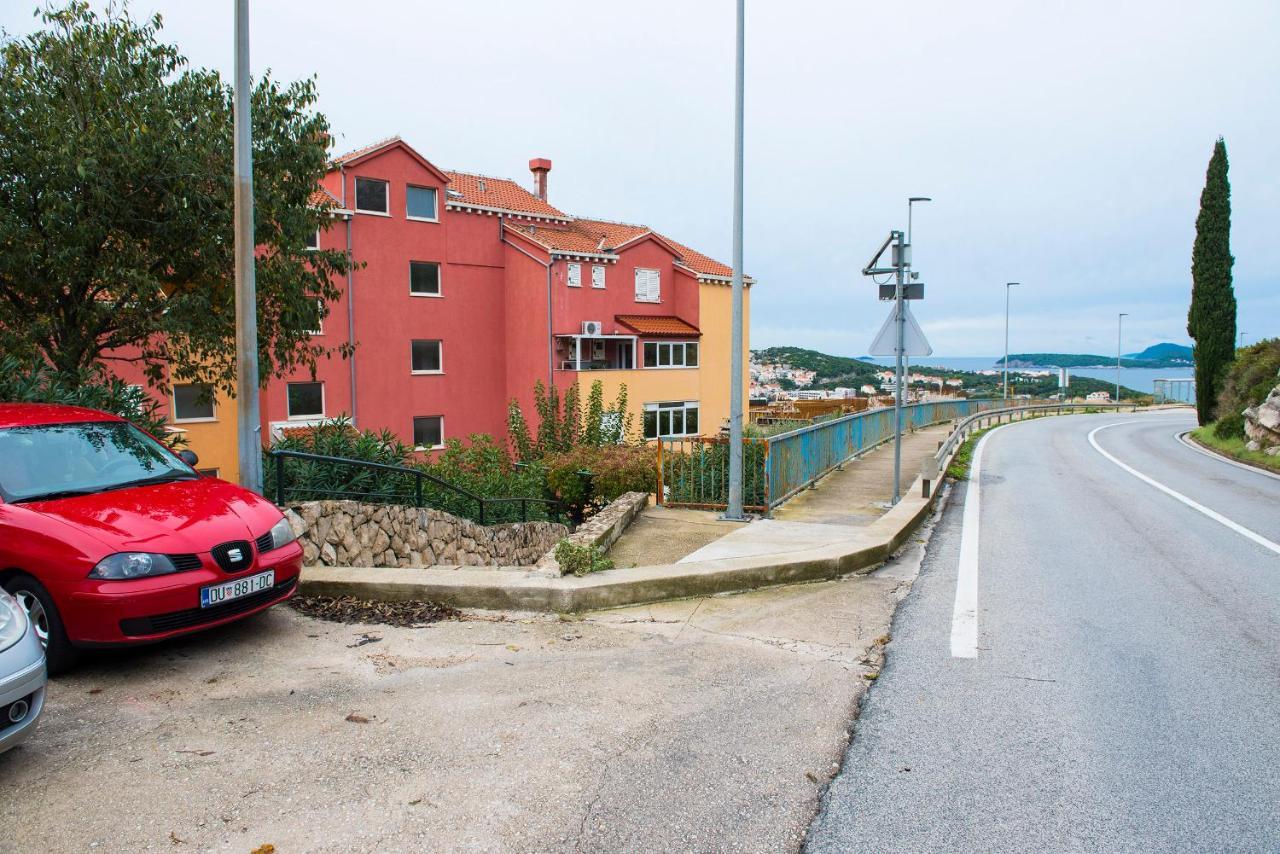 Apartment Sea Star Дубровник Екстериор снимка