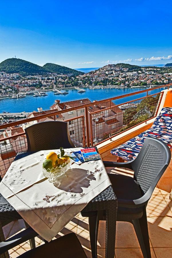 Apartment Sea Star Дубровник Екстериор снимка